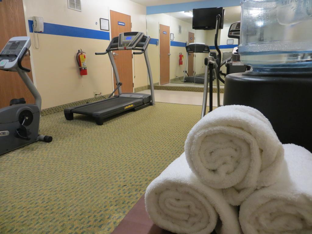 Microtel Inn & Suites By Wyndham Kingsland Naval Base I-95 Extérieur photo